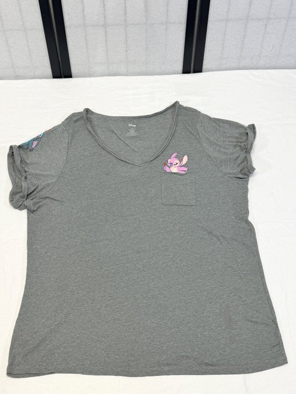 Disney Stitch Characters 3X Graphic Feminine Pocket Tee Shirt Grey Kawaii Y2K - Picture 7 of 10